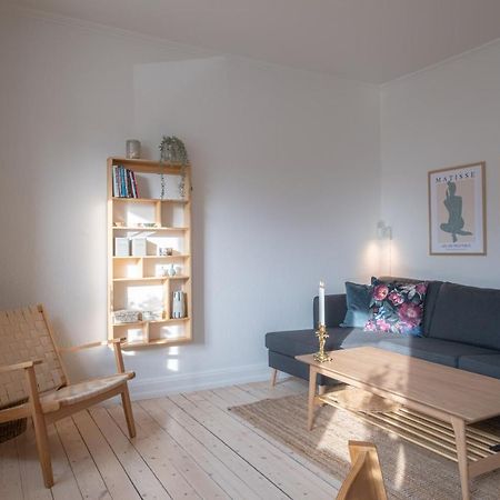 Newly Renovated 1-Bed Apartment In オールボー エクステリア 写真
