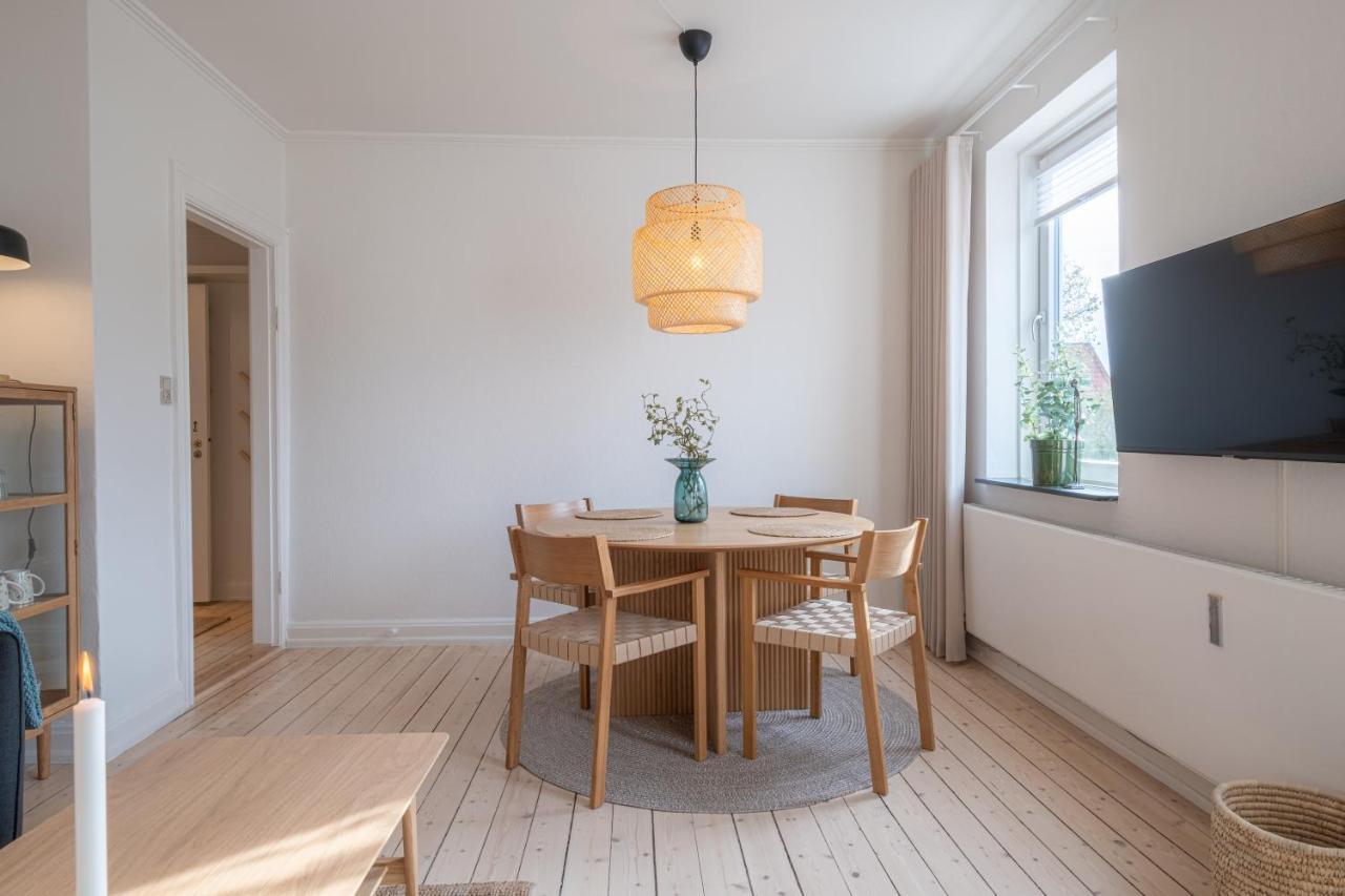 Newly Renovated 1-Bed Apartment In オールボー エクステリア 写真